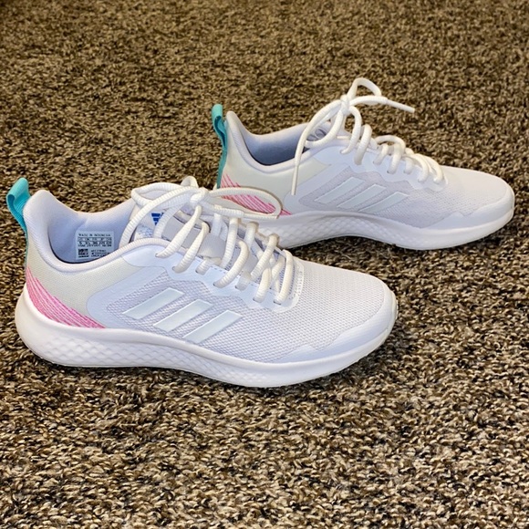 Women’s adidas - Picture 1 of 3
